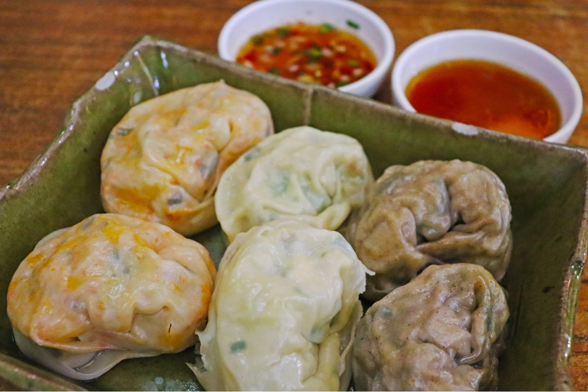 Korean style dumplings and sauce